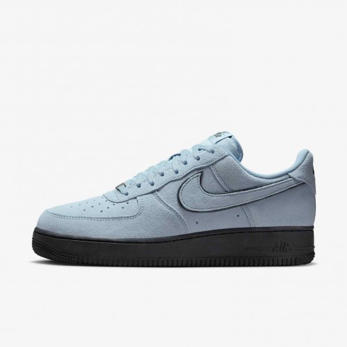 Nike Air Force 1 '07 LV8