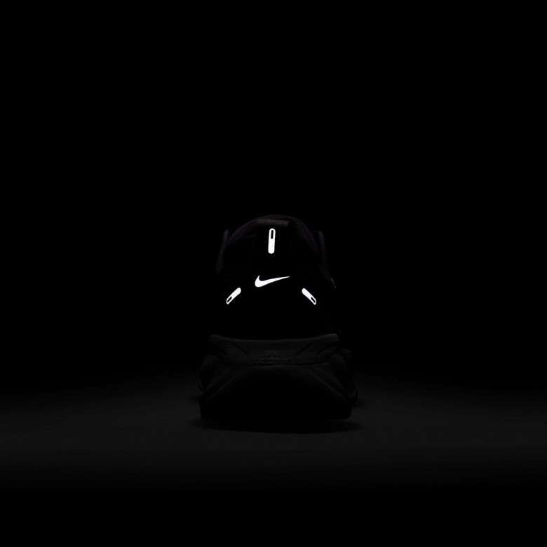 Nike Vomero 18 Nike Vomero 18