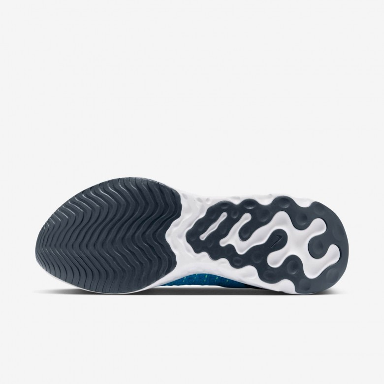 Nike Phantom Run 2 Nike Phantom Run 2