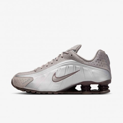 Nike Shox R4
