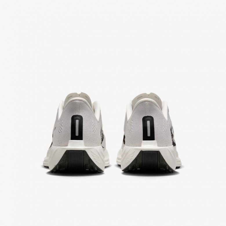 Nike Pegasus Plus Nike Pegasus Plus