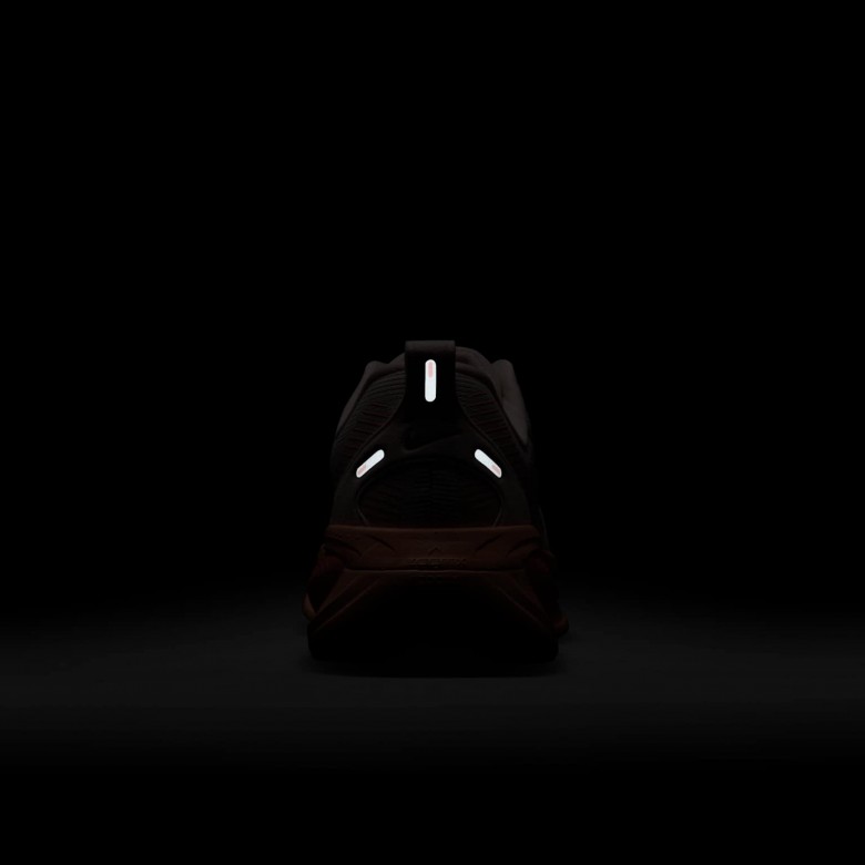 Nike Vomero 18 Nike Vomero 18