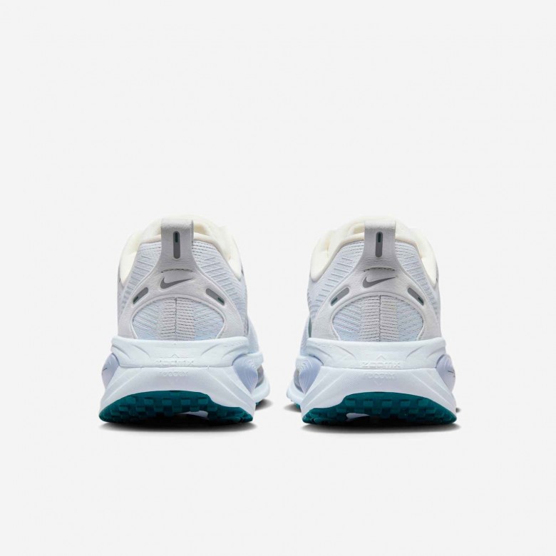 Nike Vomero 18 Nike Vomero 18