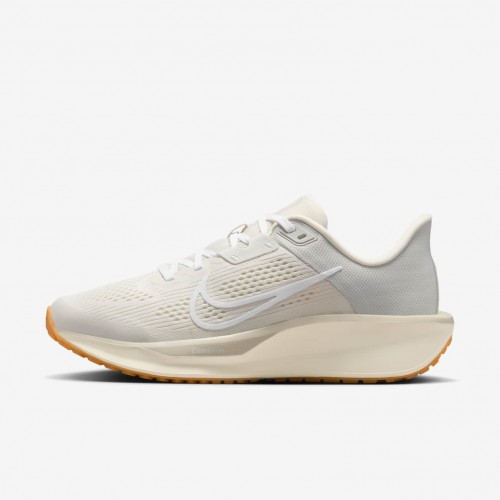 Nike Quest 6