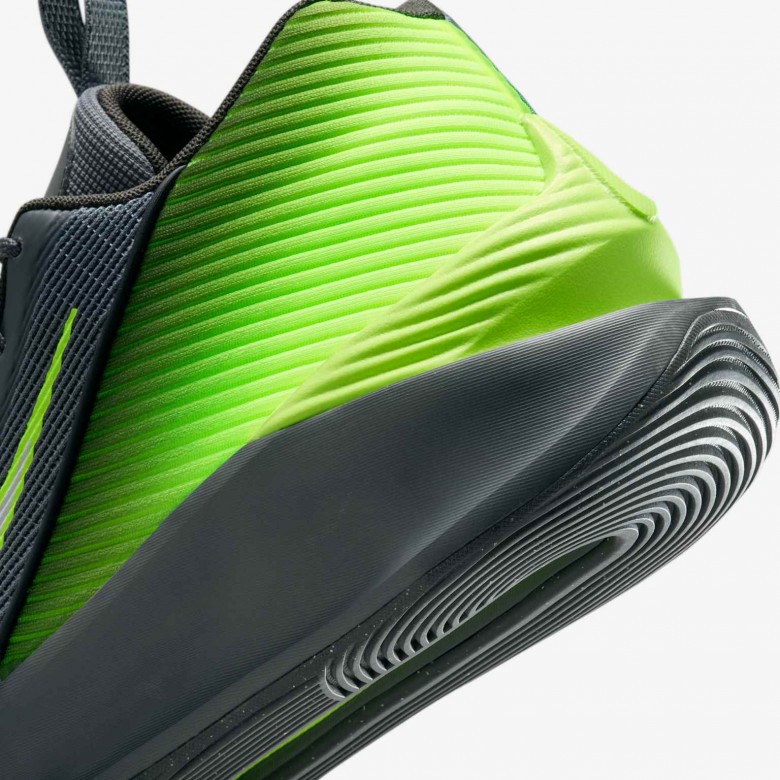 Nike G.T. Jump Academy Nike G.T. Jump Academy